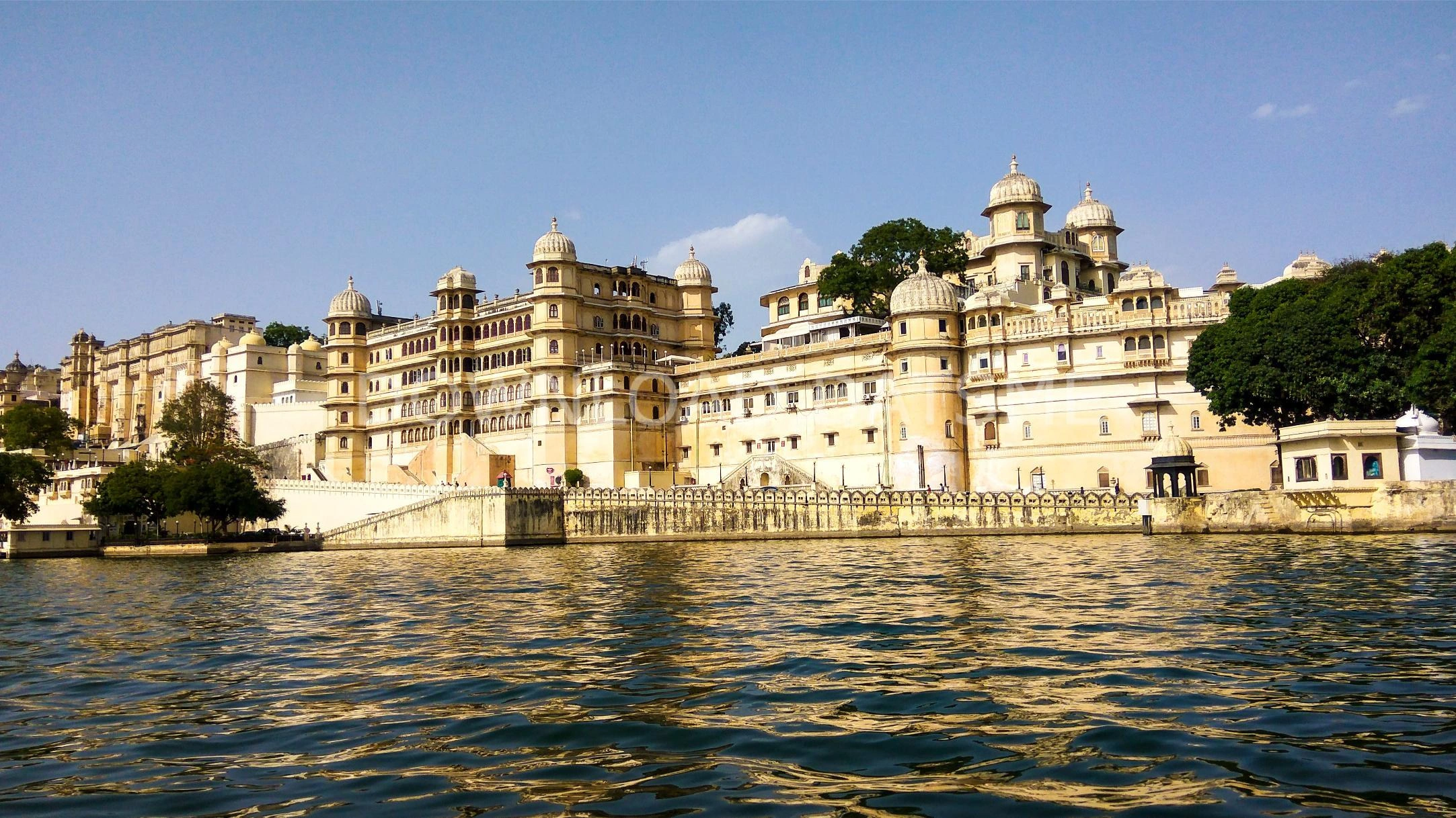 Find Friends in Udaipur, Rajasthan based on your bonding style