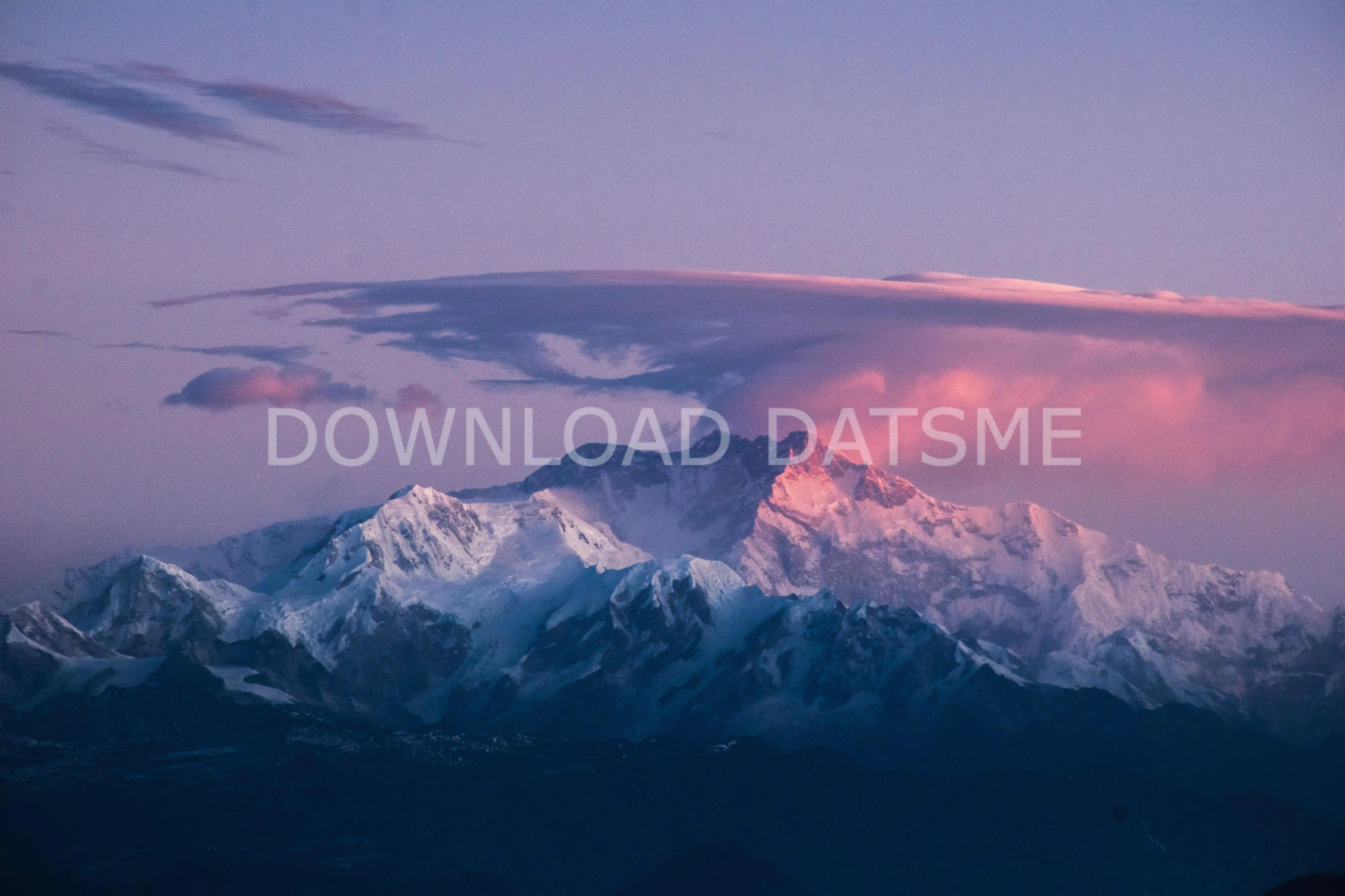 Find Friends in Yuksom, Sikkim based on your bonding style
